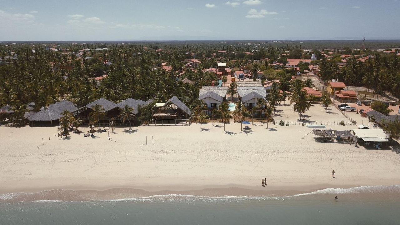Ap. Peixe Boi Pe Na Areia Com Vista Frontal E Total Para O Mar Barra Grande  Buitenkant foto